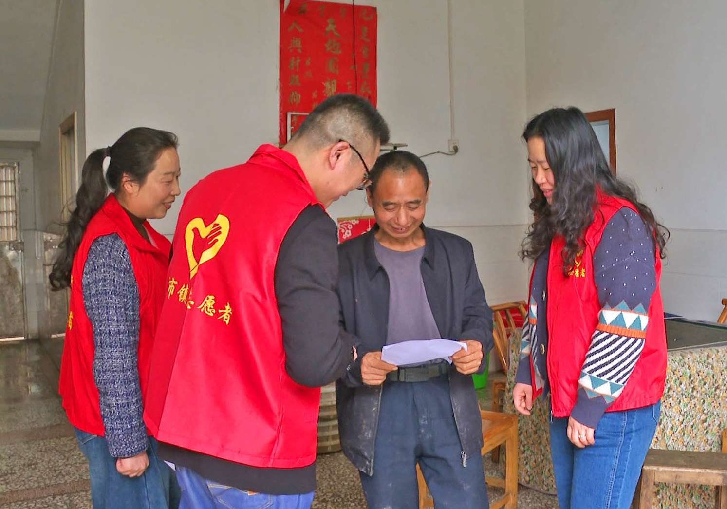 聂市镇源潭社区：传文明祭扫理念 筑清明安全防线