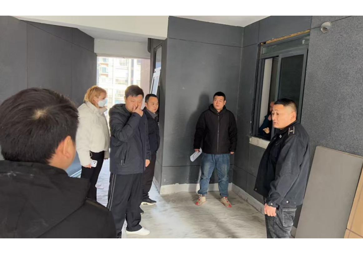  南湖新区求索街道：违建巡查不松懈 风雨无阻显担当