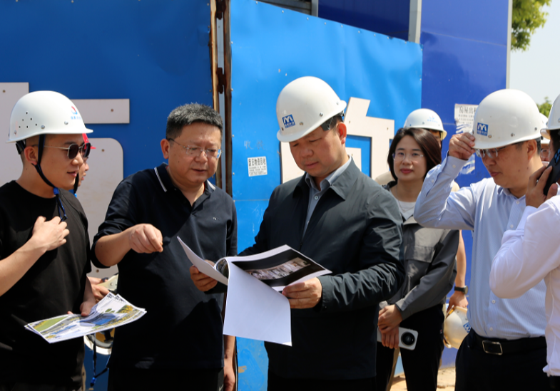 临港高新区调研督导产业项目建设工作