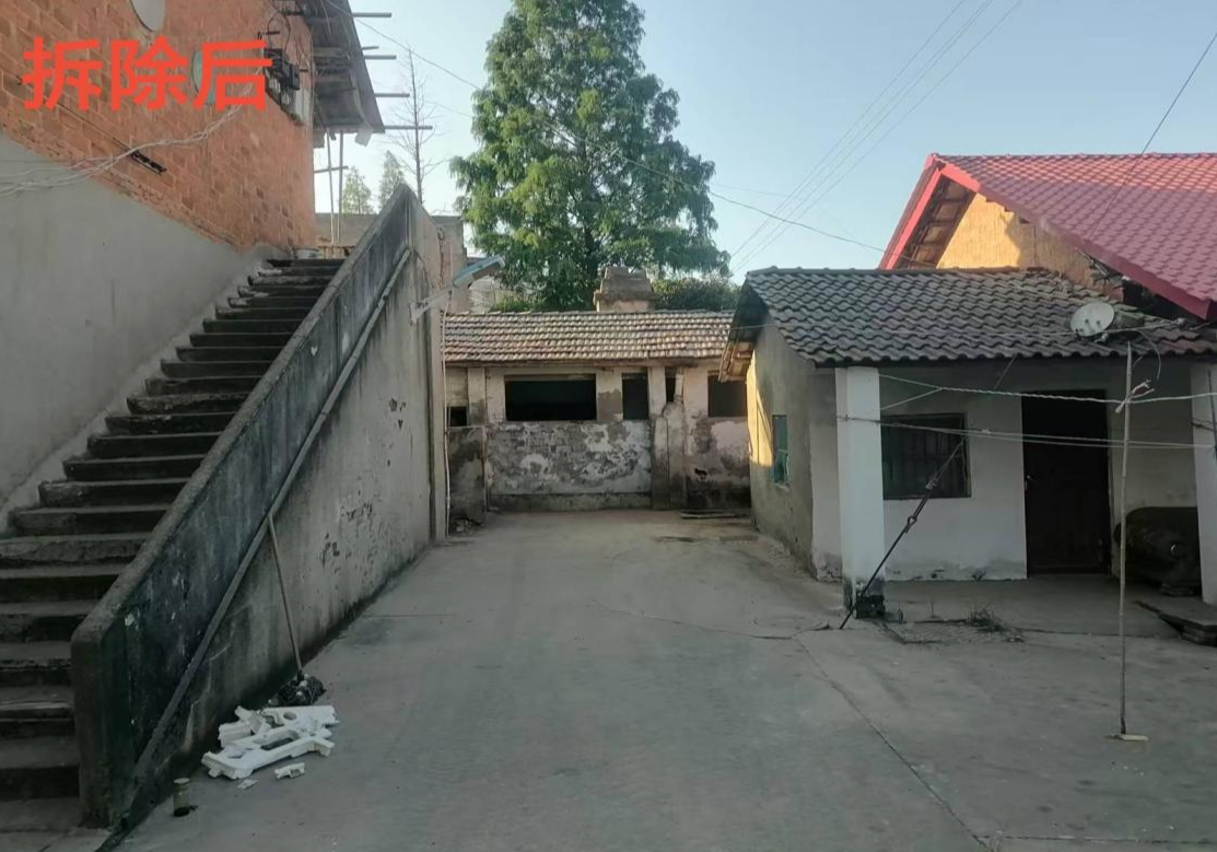 拆危房 除隐患 章华镇状元街社区筑牢安居防线