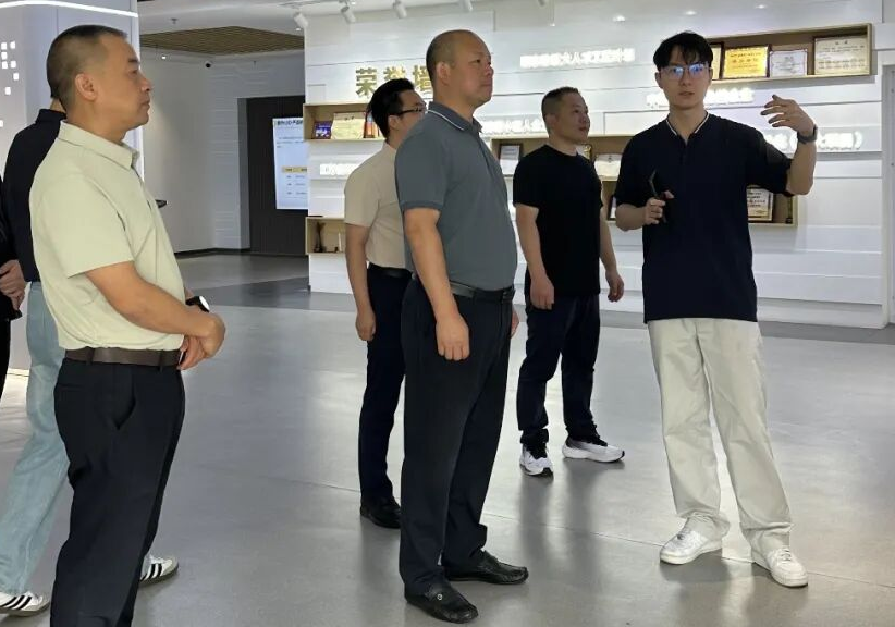 临港高新区党工委书记刘勇带队赴上海、苏州、南京招商考察